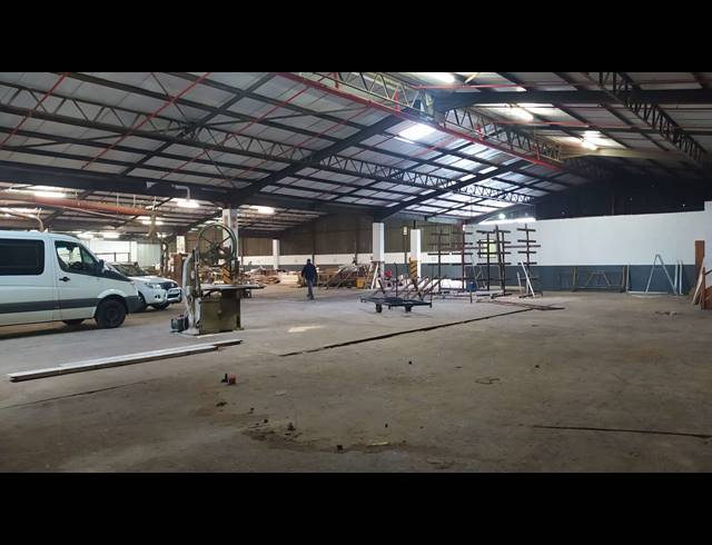 4,000M² INDUSTRIAL YARD TO LET IN EPPING INDUSTRIAL